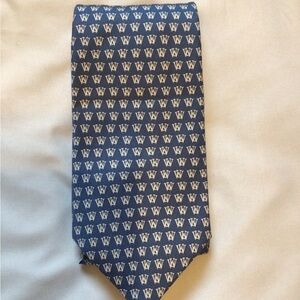 🌙Take $9 Off🧸 Vineyard Vines blue silk tie Custom collection